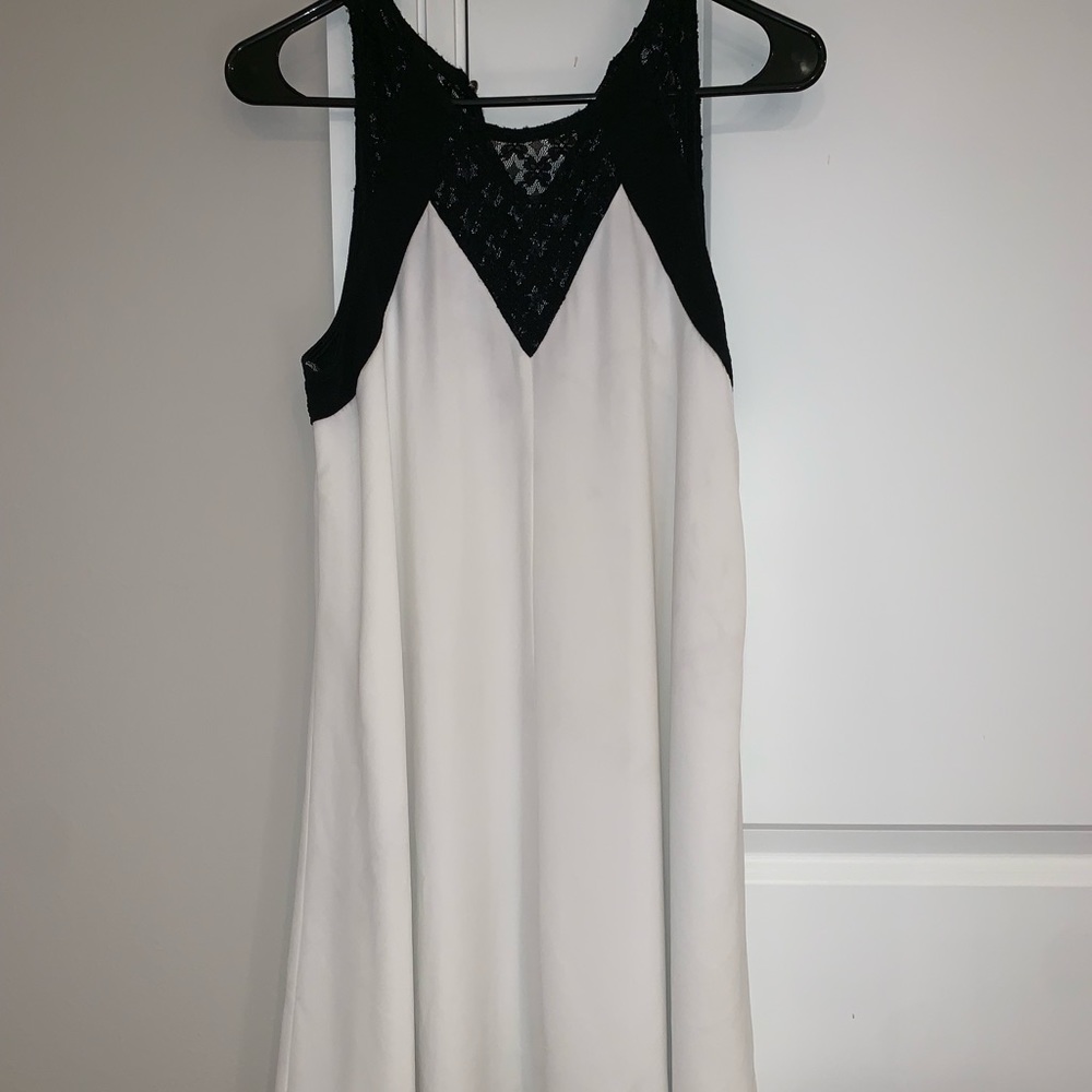 Francesca’s white and black dress